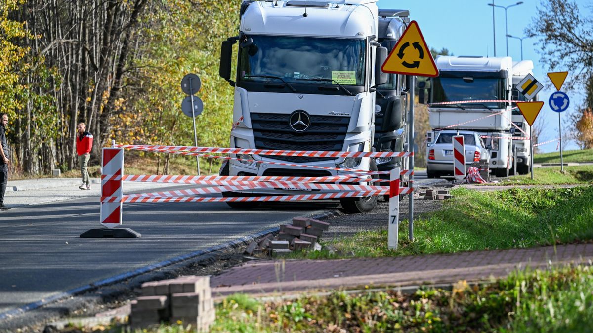 Újabb határátkelőt zárhatnak le a lengyel sofőrök, az ukránok egyre elkeseredettebbek