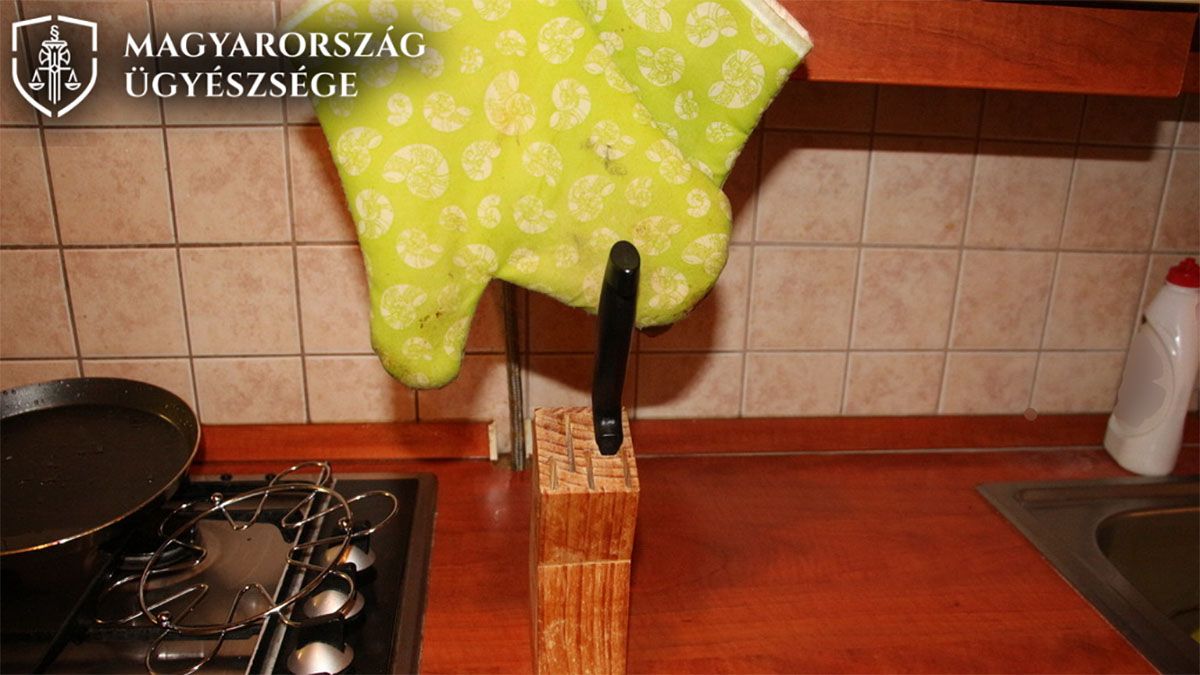 Vitatkozni kezdett párjával, elege lett, előkapta a konyhakést