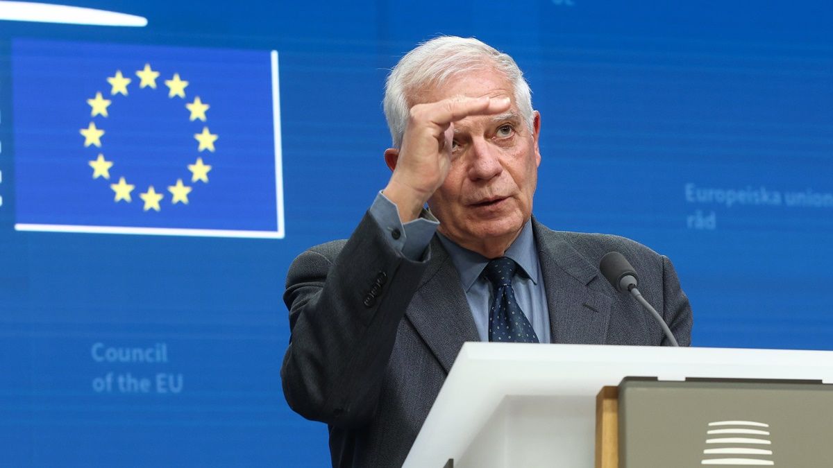 Az EU bevallotta, hogy nem tudja ellátni Ukrajnát lőszerrel – most távolabbra tekint