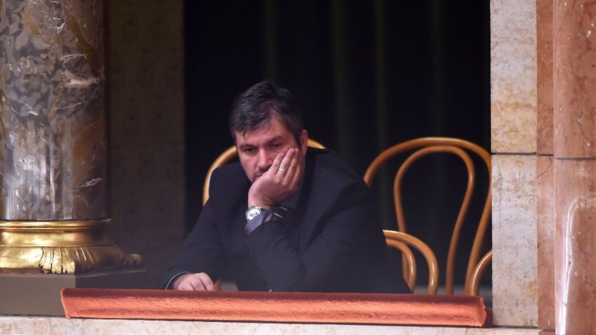 Az ellenzéknek be kell fejeznie a hazudozást