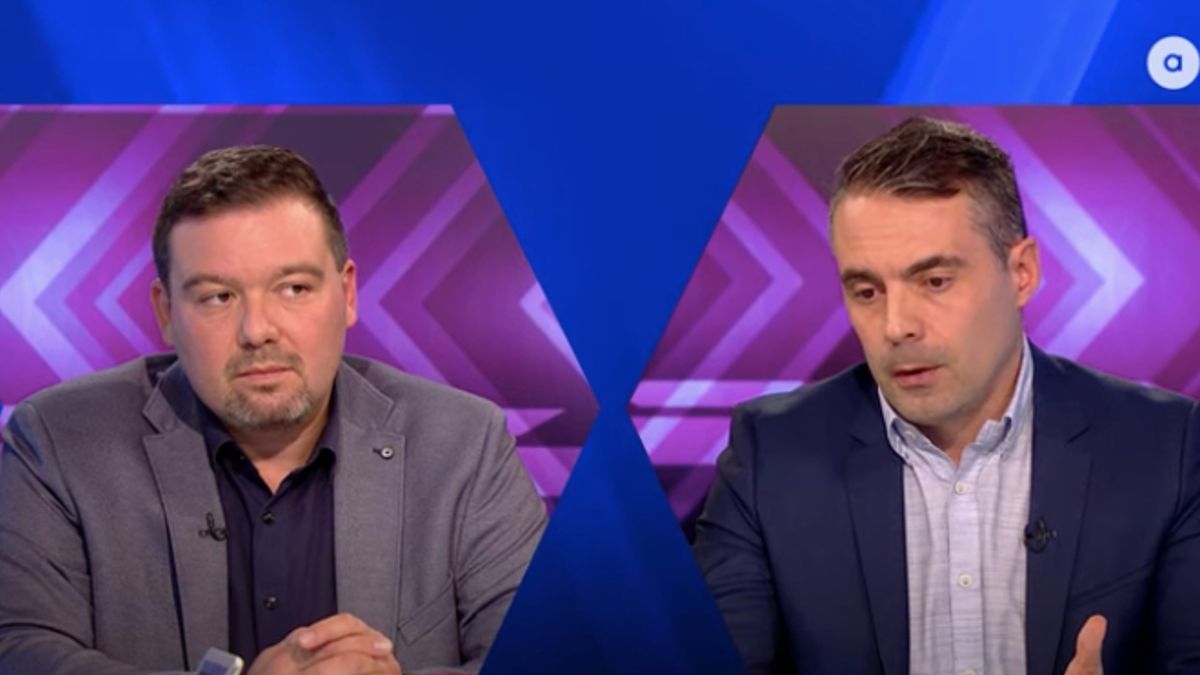 Ki is hazudik, kollégák?