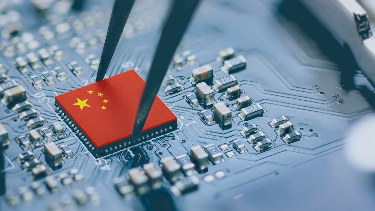Még az USA szankciói sem állítják meg a kínai techszektort