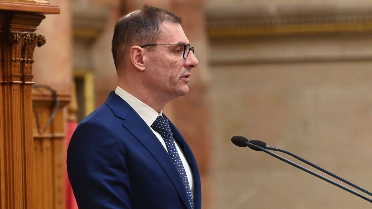 Tuzson Bence: Védekeznünk kell a szuverenitásunkat naponta érő támadások ellen