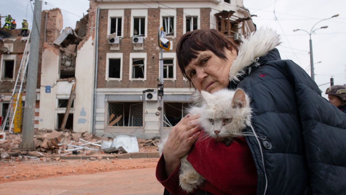 Economist-riport Ukrajnából: alig maradt férfi, a nők tartják életben a gazdaságot!