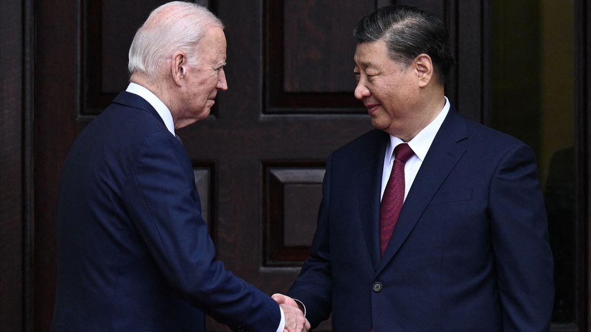 „Rendkívül helytelen és felelőtlen” – nem sikerült valami fényesen Biden es Hszi Csinping találkozója