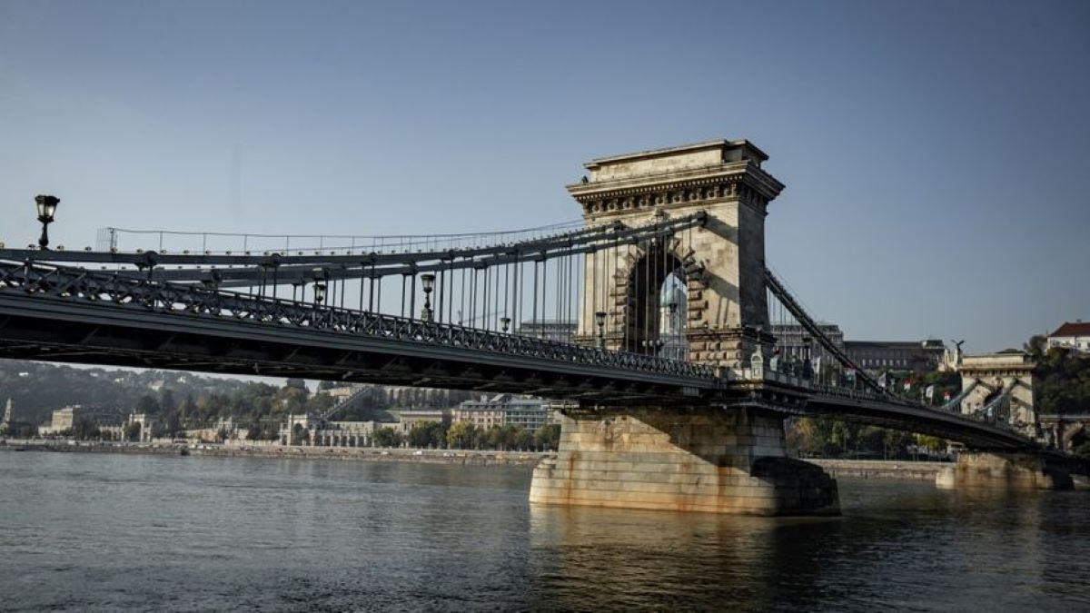 Isten éltessen Budapest, Isten éltessen Magyarország!