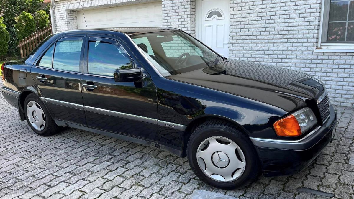 Elkelt Horn Gyula Mercedese
