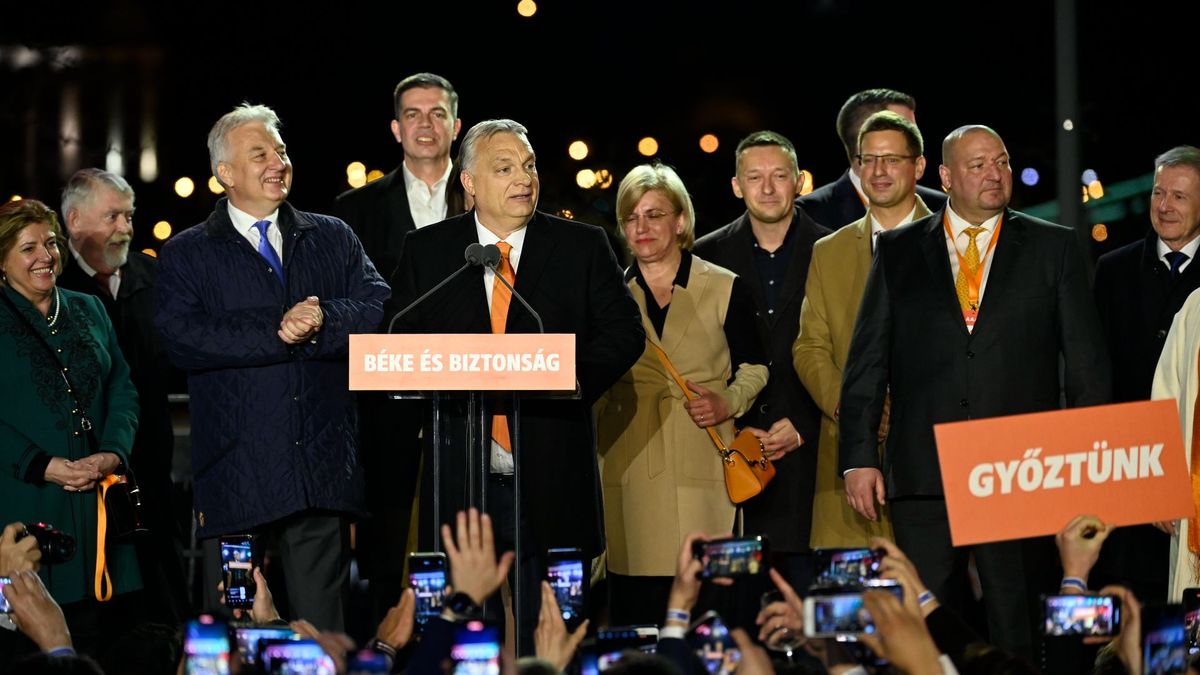 A Fidesz a politikatudományi elvekre is rácáfolt – elemző a Mandinernek