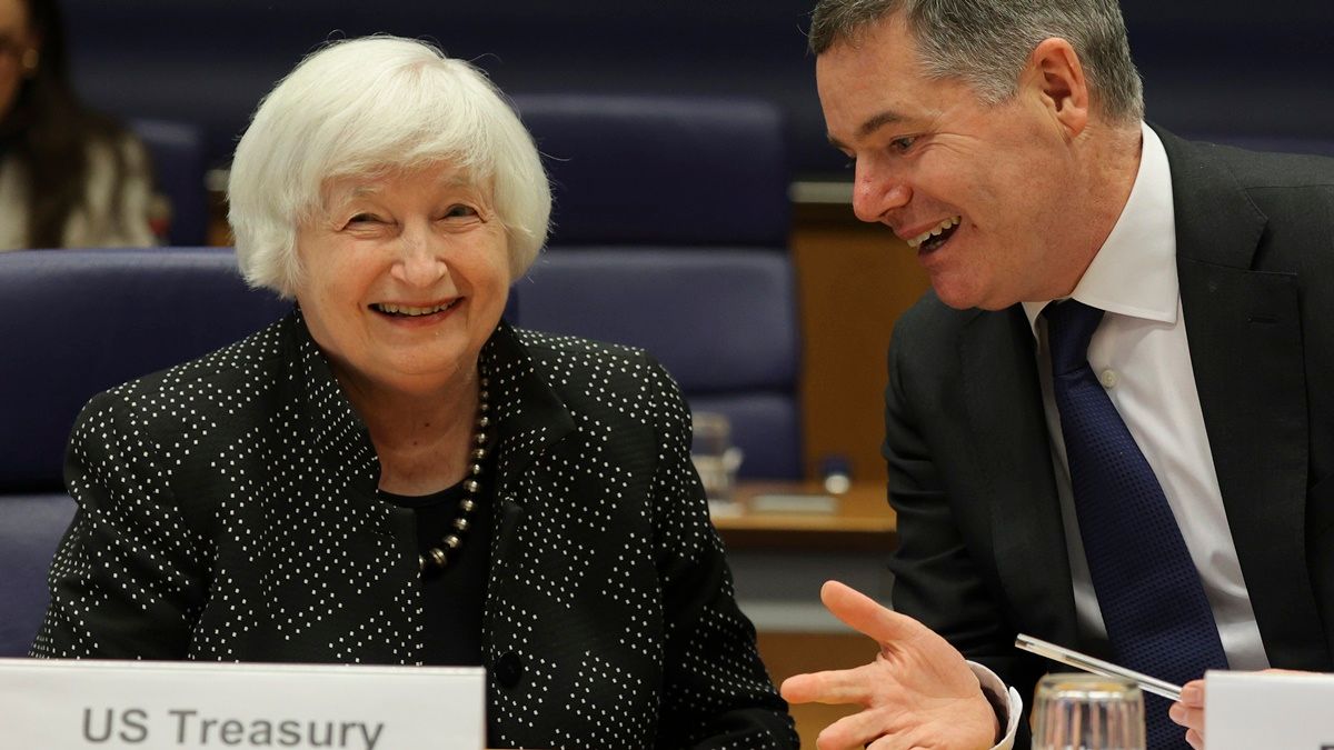 Eljött a nap, amikor az amerikai pénzügyminisztert tüzes roston pörkölték