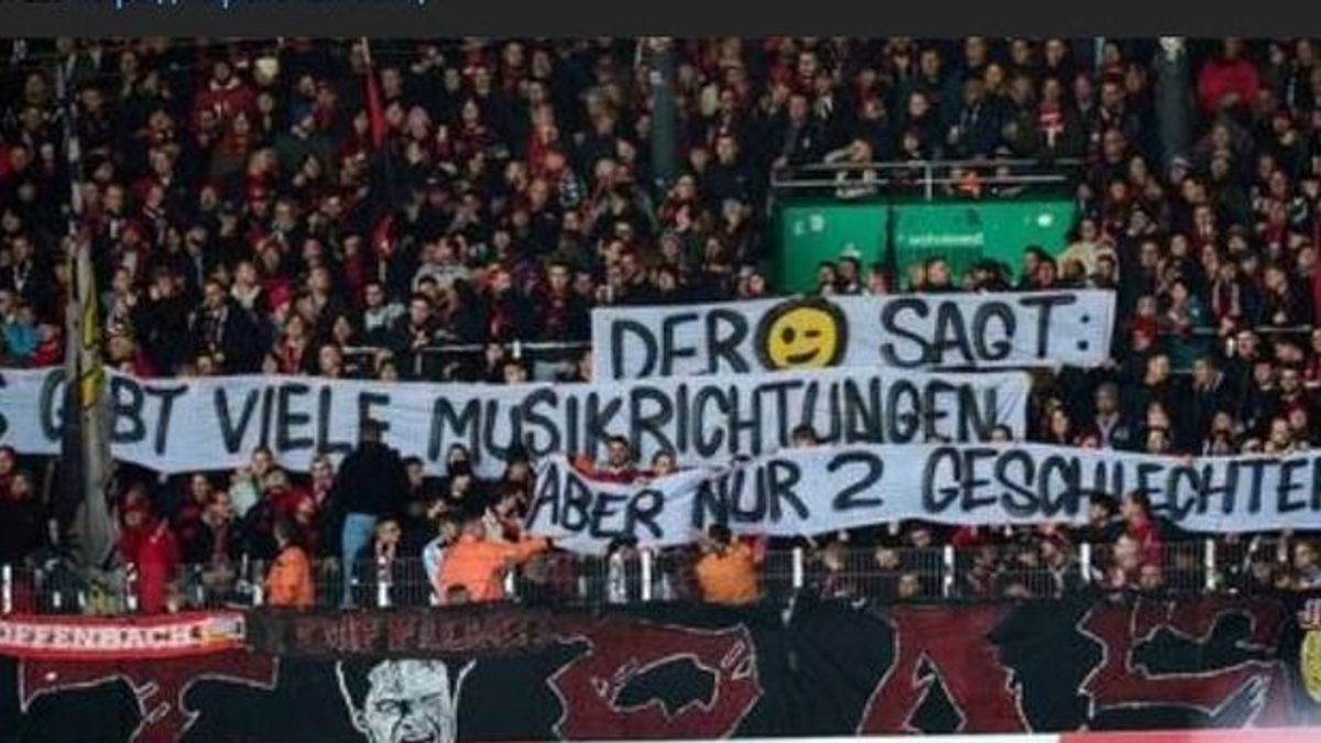 „Csak két nem van” – írta ki néhány futballszurkoló, mindenki elhatárolódott