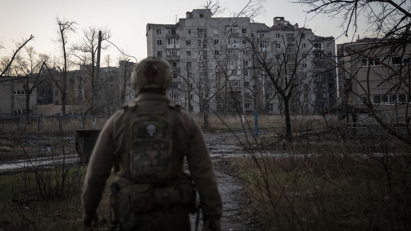 Ukraine's Vuhledar under Russian attacks