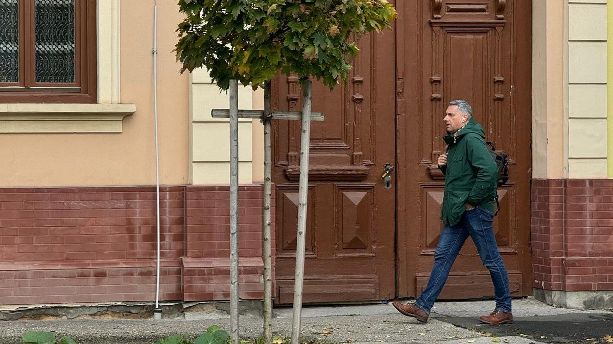 Karmelita, Lánchíd és bakancs – új oldalát mutatta meg Lázár János