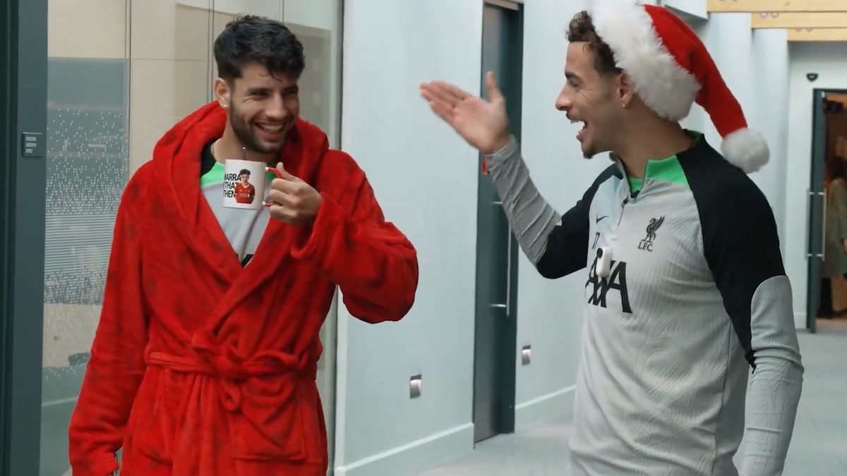 Már a karácsonyra hangolnak a Liverpoolnál, Szoboszlait is alaposan meglepték (VIDEÓ)