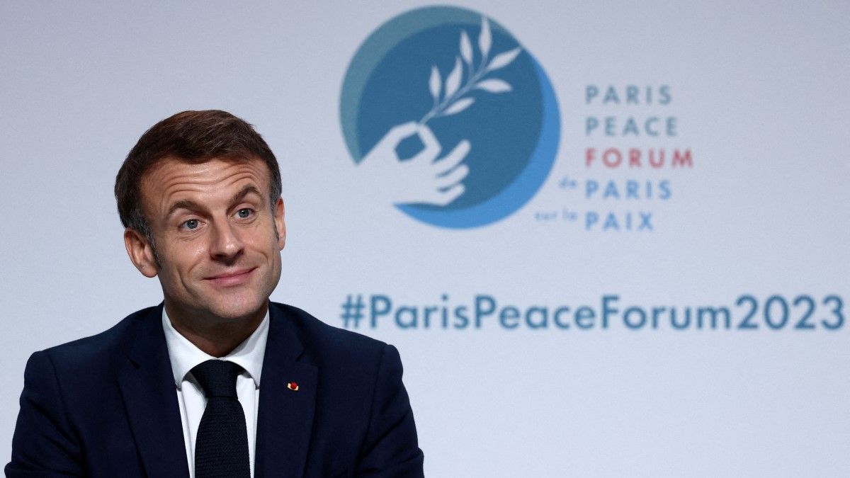 Macron: Izraelnek abba kell hagynia a gázai civilek bombázását