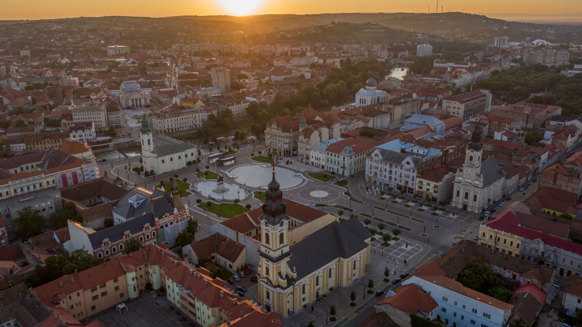 Mellkason szúrta tanárát egy tizedikes diáklány Nagyváradon