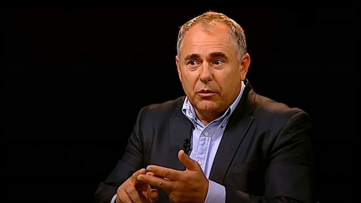 Több helyszínen is házkutatást tartott a NAV a 24.hu tulajdonosának félmilliárdos adócsalási botránya miatt