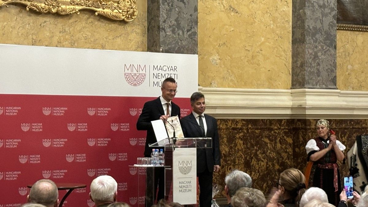 Szijjártó továbbra is mindent meg fog tenni annak érdekében, hogy ne kelljen ezt a díjat visszavenni tőle