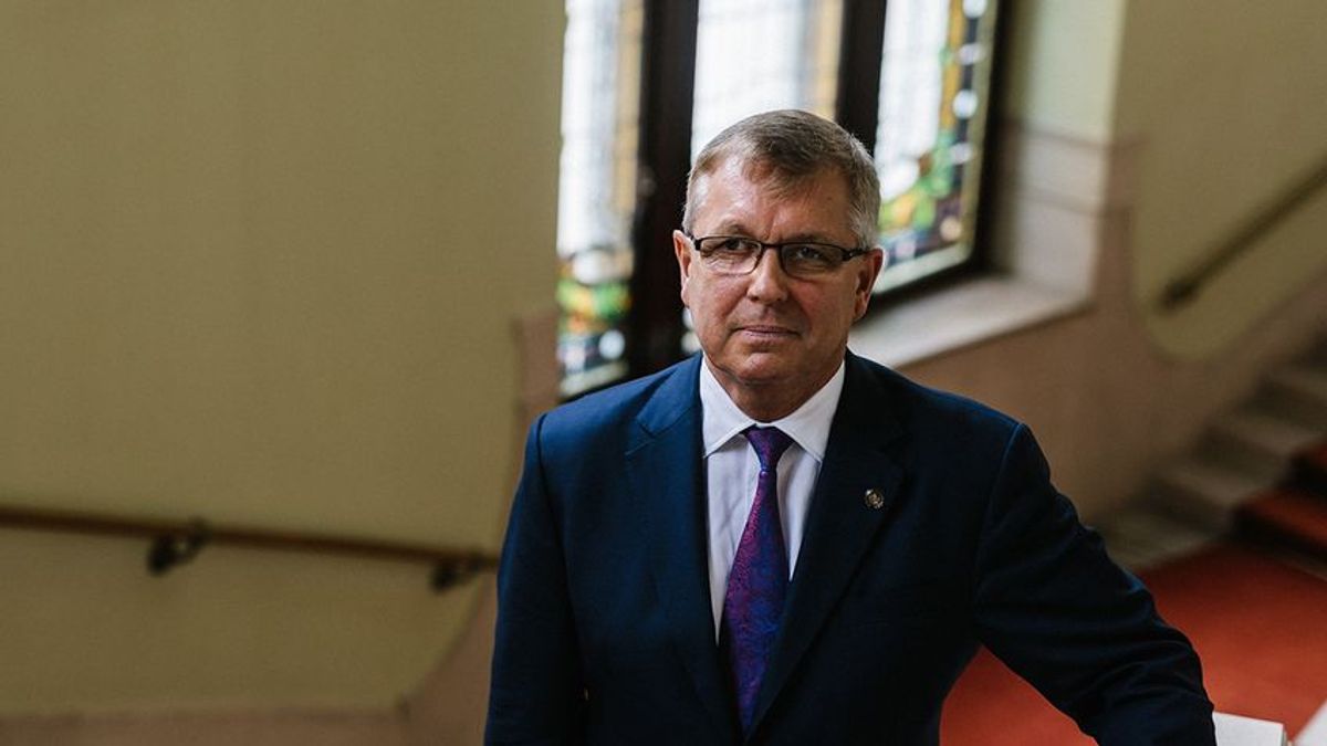 Ezt ajándékozza Matolcsy György karácsonyra: itt a kamatdöntés