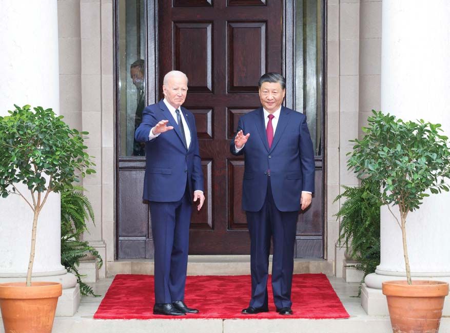 Joe Biden amerikai 
és Hszi Csin-ping
kínai elnök találkozása 
San Franciscóban. 
Még lehetséges 
a párbeszéd