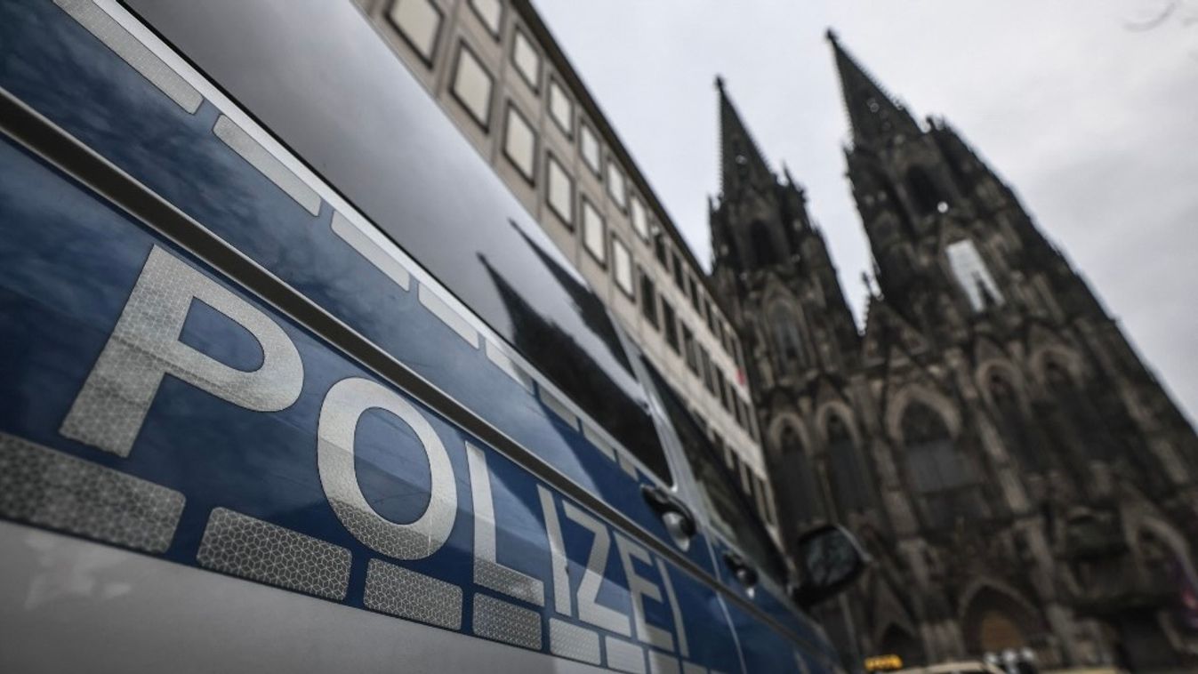 Police at the cathedral in Cologne