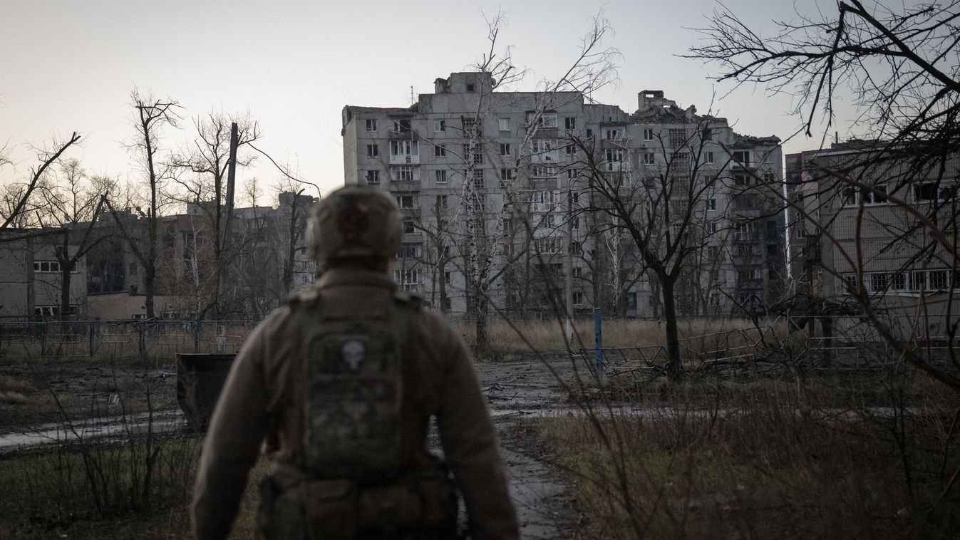 Ukraine's Vuhledar under Russian attacks