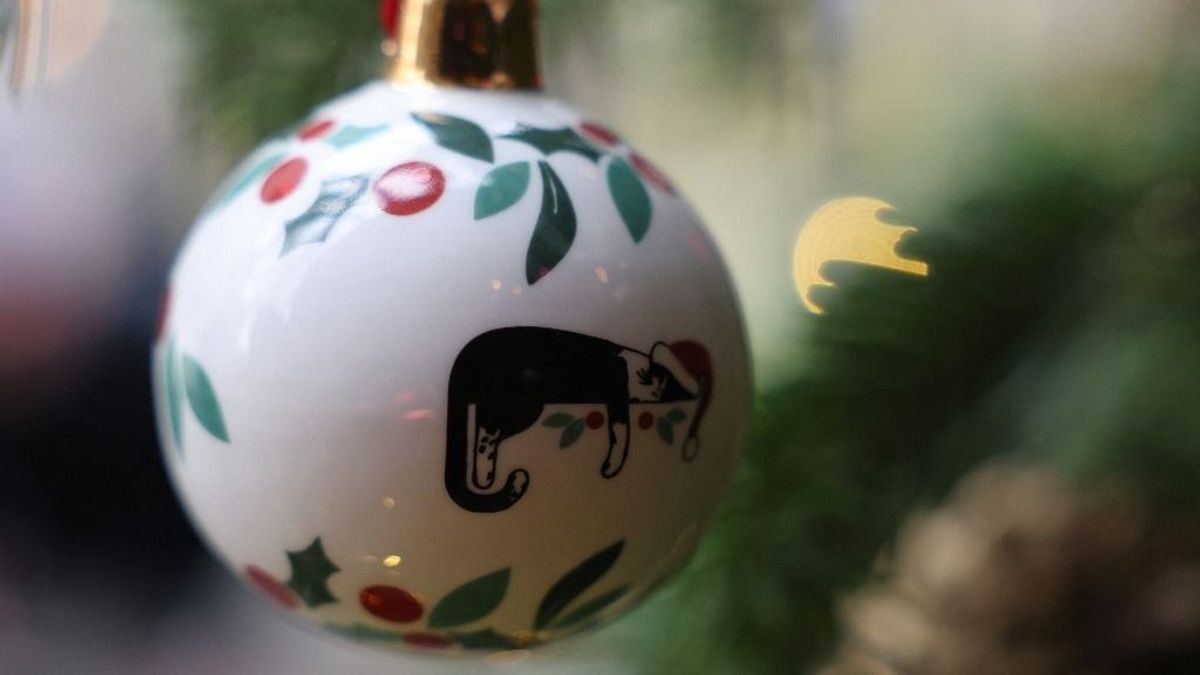 Nem tudja, milyen zene szóljon a háttérben az ünnepi vacsorán? Segítünk!