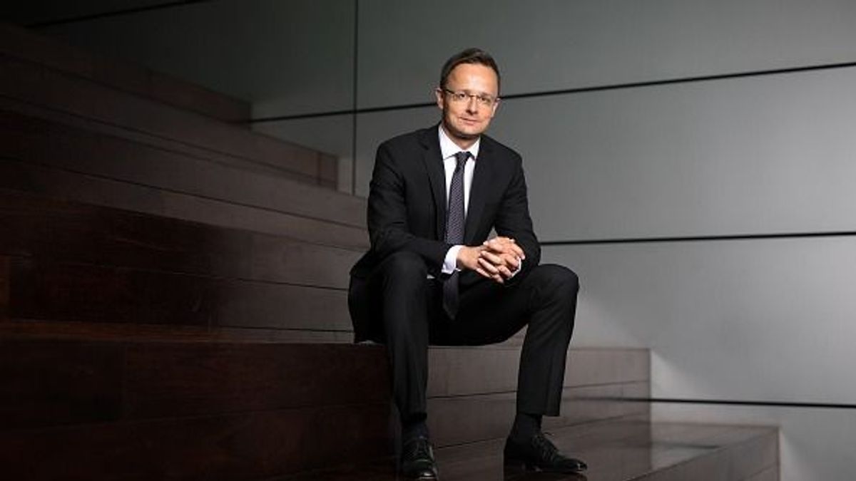 Focival kezdte a karácsonyt a külügyminiszter