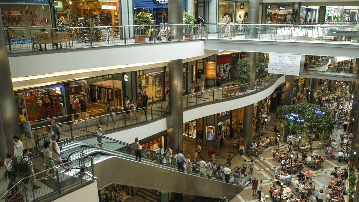 Mutatjuk: egyre többen nem nyitnak ki december 24-én!