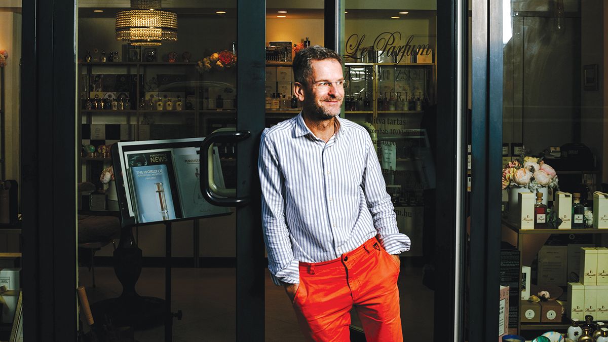 Életveszély parfümöt ajándékozni – Zólyomi Zsolt a Mandinernek