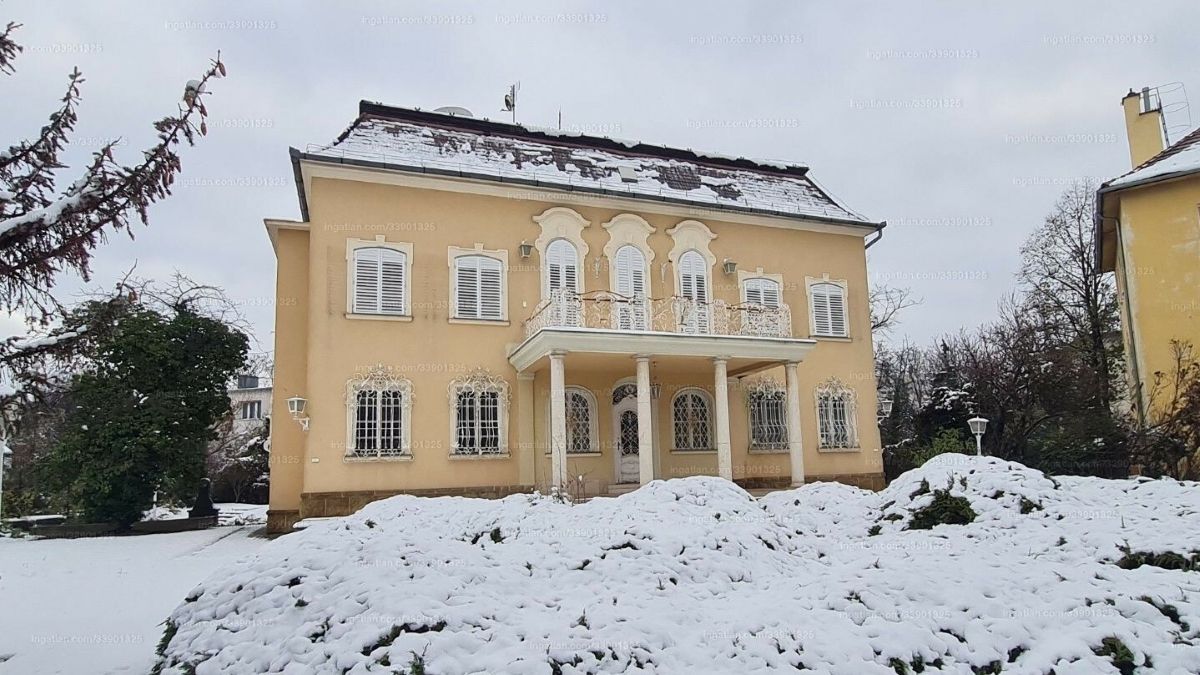 Piacra került Göncz Árpád budai villája – ennyiért lehet az öné
