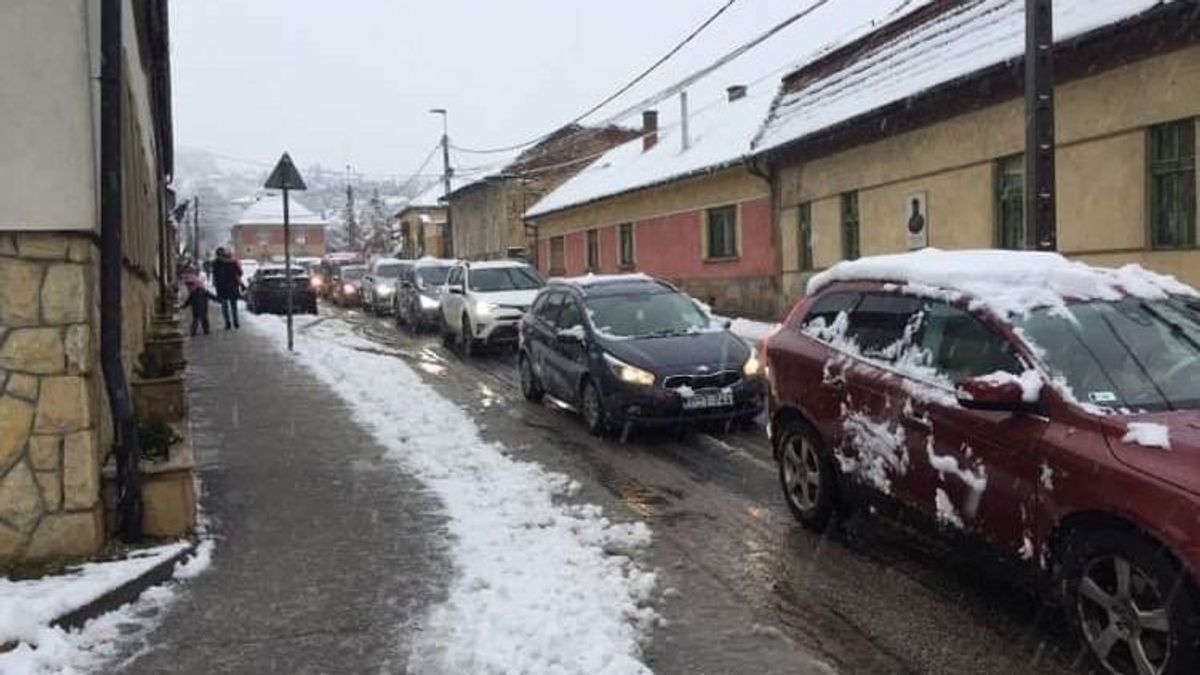 A főváros elesett, Pest vármegyében több helyen áramszünet van – eszkalálódik a hókáosz?