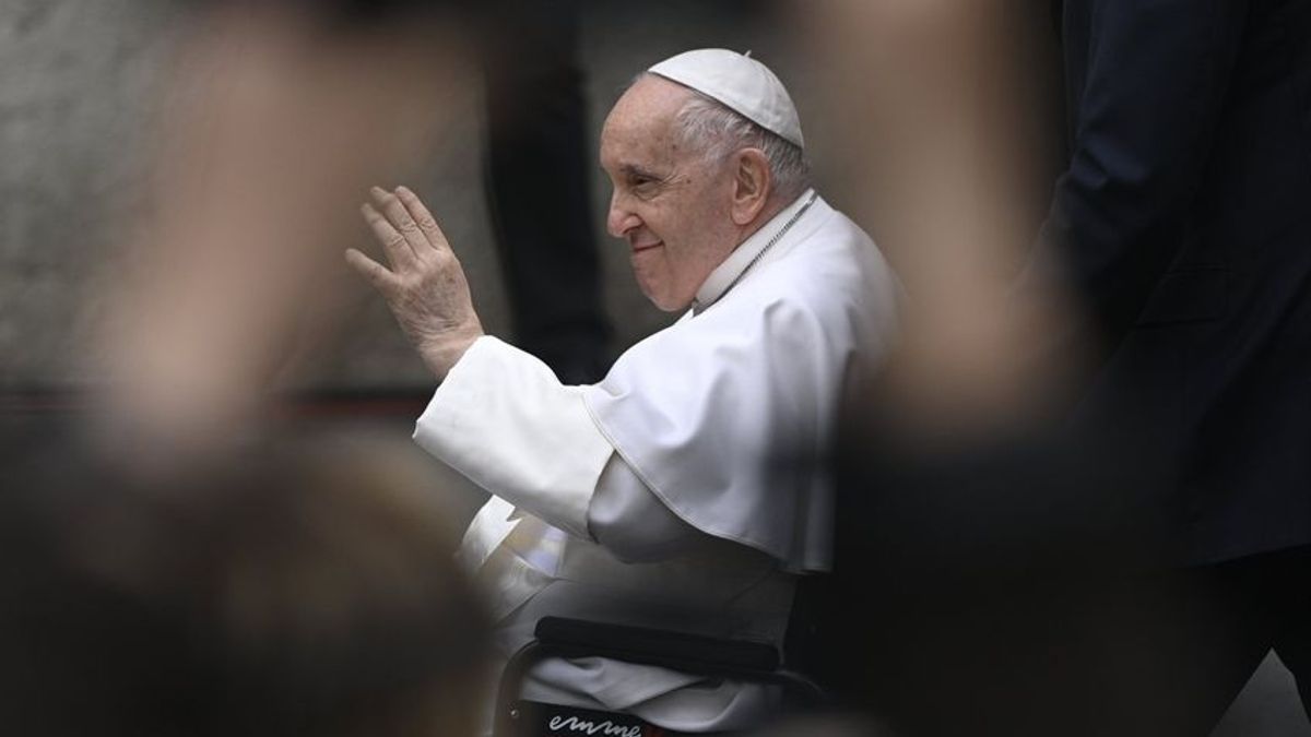 Mostantól az egyház megáldja a meleg párokat!