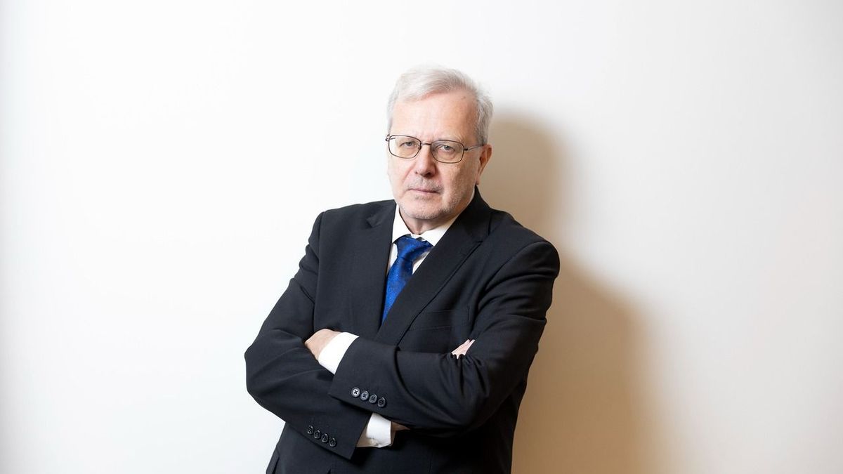 Jogos elvárás, hogy az államilag finanszírozott kutatásokból a társadalom gazdagodjék – a kutatóintézeti hálózat vezetője a Mandinernek