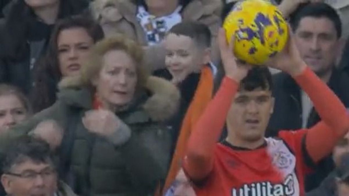 Angol bajnokság: itt még a nagymamák is értik a taktikát (VIDEÓ)