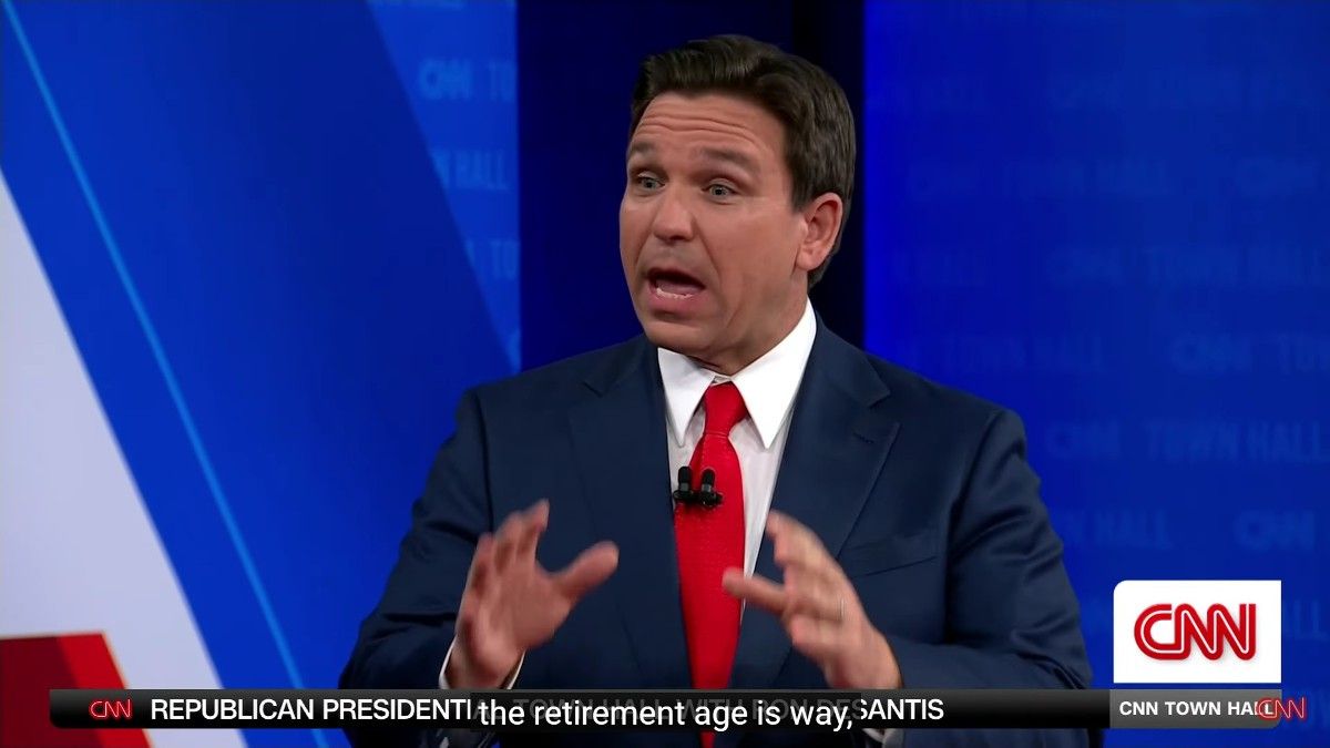 Baráti tűz: beleszállt Donald Trumpba Ron DeSantis, mutatjuk, miért