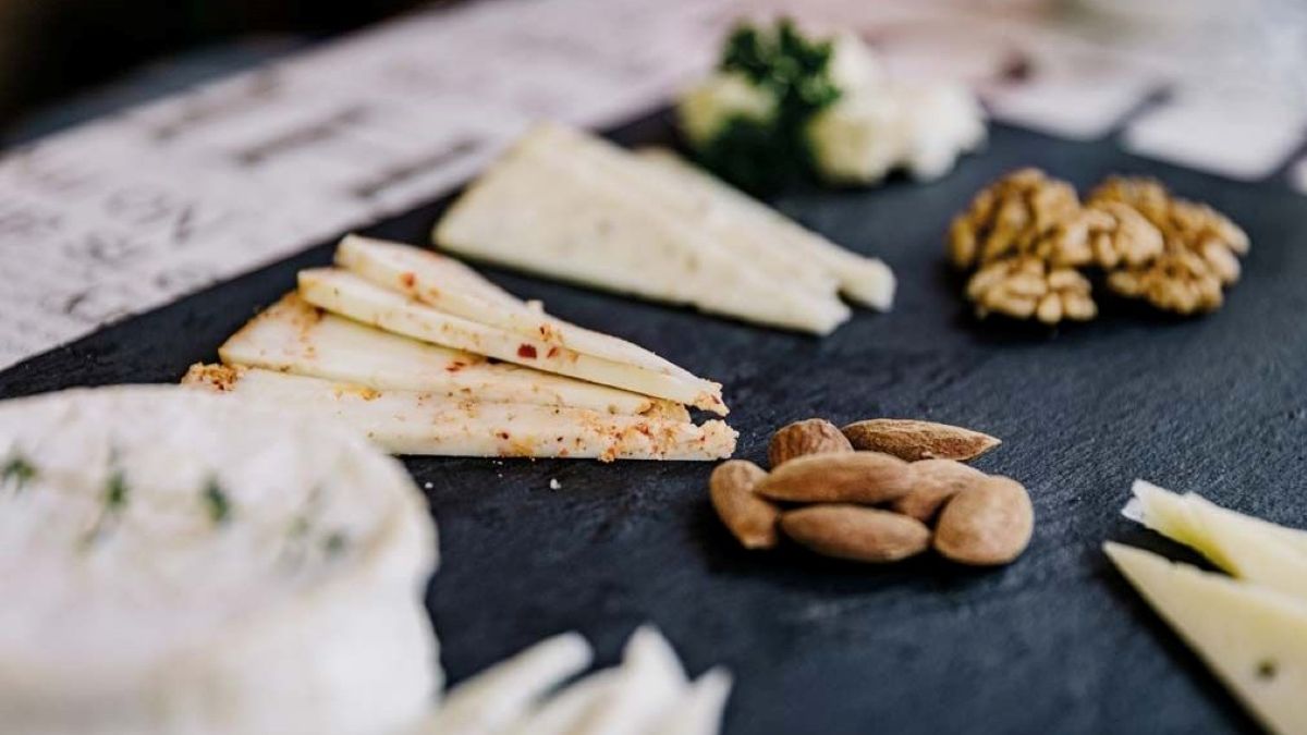 Boldogok a sajtkészítők: két aranyat is nyert egy magyar sajtmester