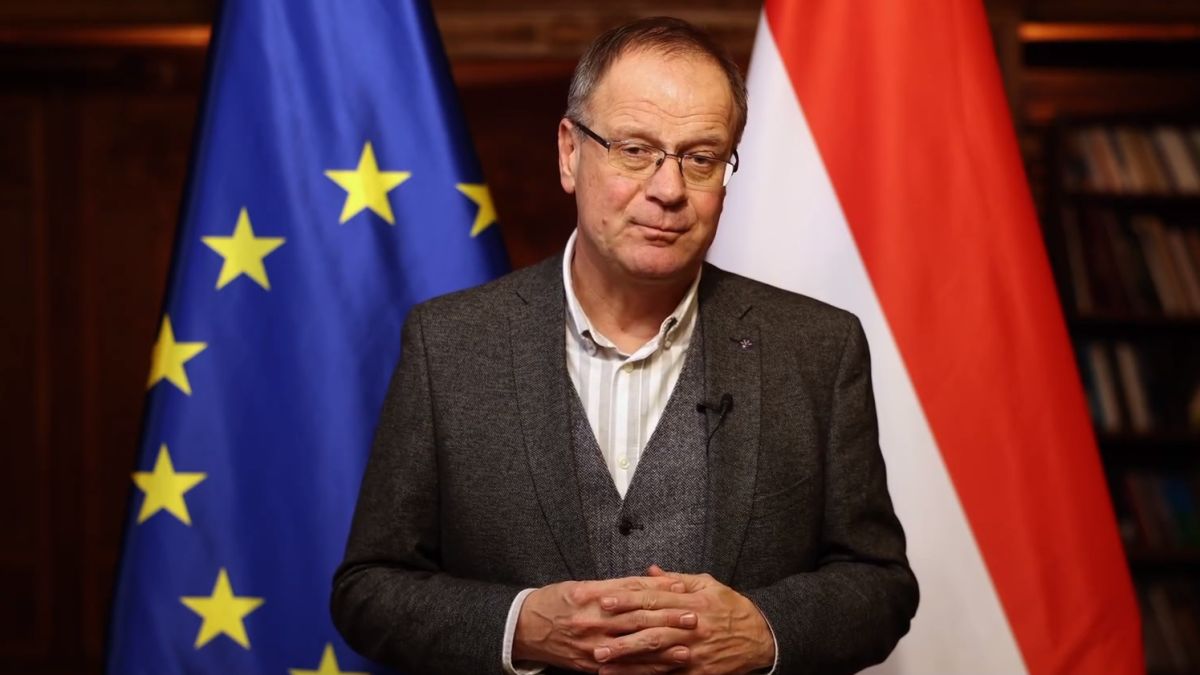 Navracsics arra kérte az ellenzéki polgármestert, hogy lobbizzon Brüsszelben