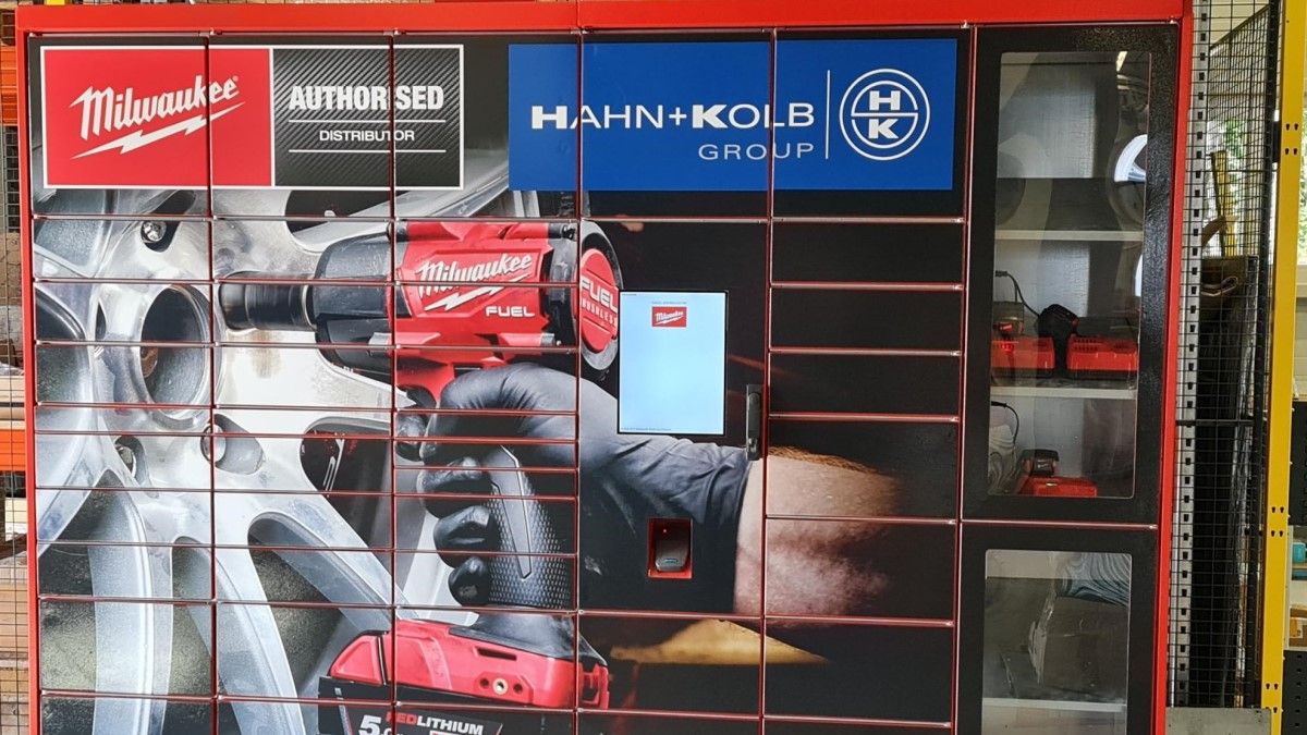 A befektetés eredménye: robot raktáros a hazai vállalatoknál