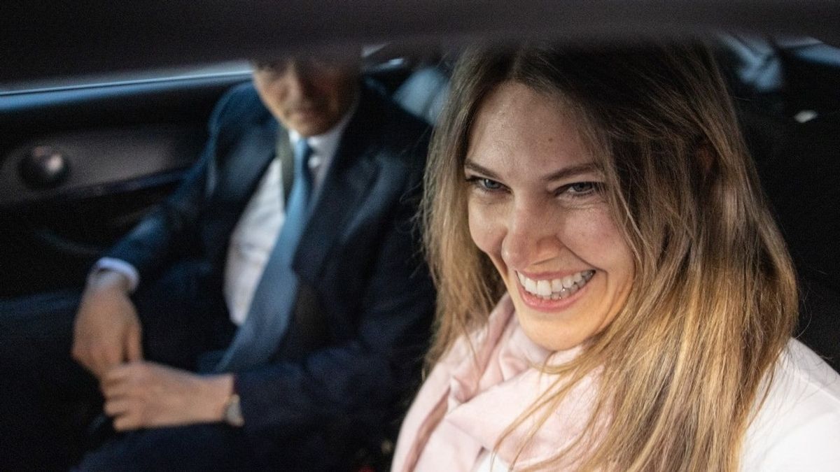 Elképesztő pofátlanság: Katarba hívta az EP elnökét a brüsszeli korrupciós botrányba belebukott Eva Kaili