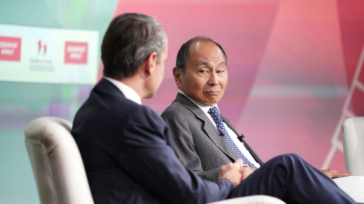 Ezer szállal kötődik a háttérhatalomhoz a hazánkat folyamatosan bíráló Francis Fukuyama