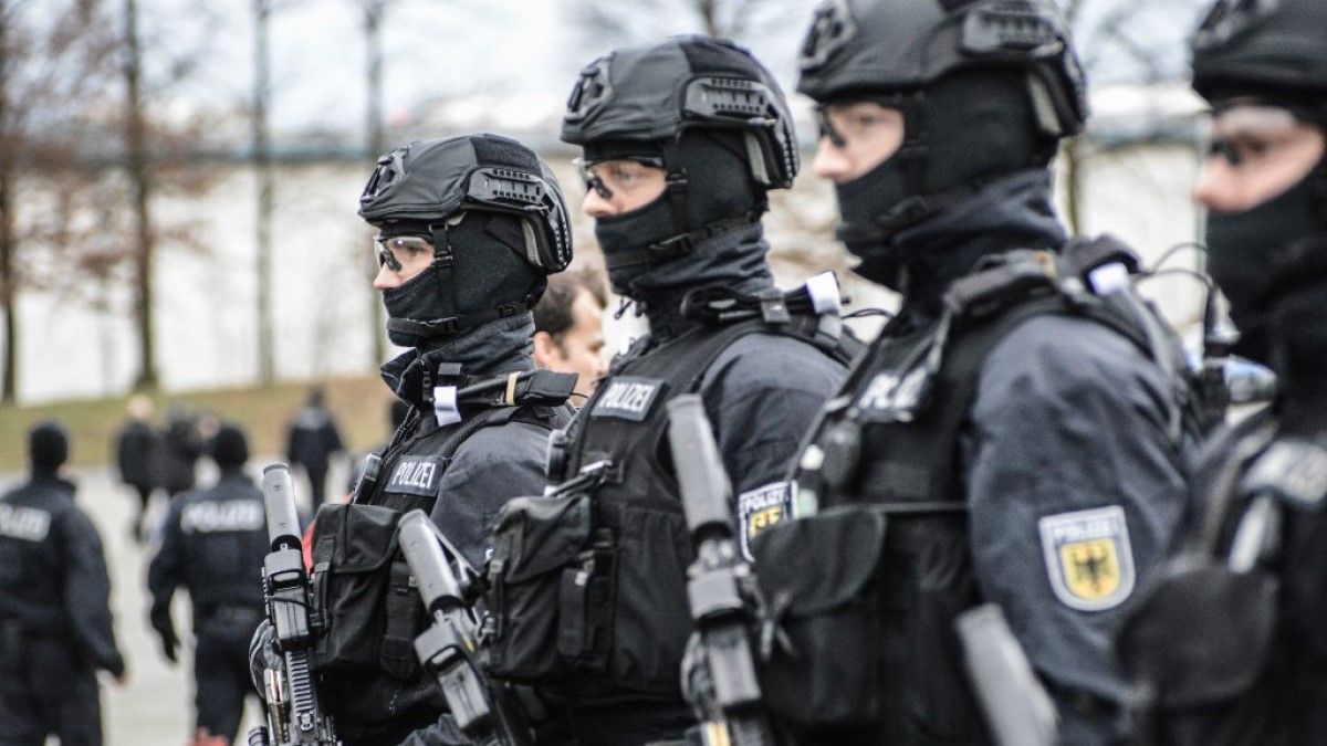 Véres karácsonyra figyelmeztet az EU illetékese