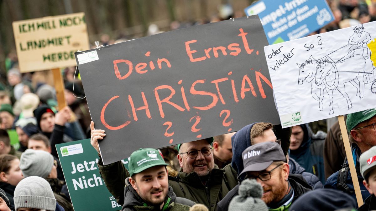 Megtörte a német kormányt a gazdák karácsonyi tiltakozása