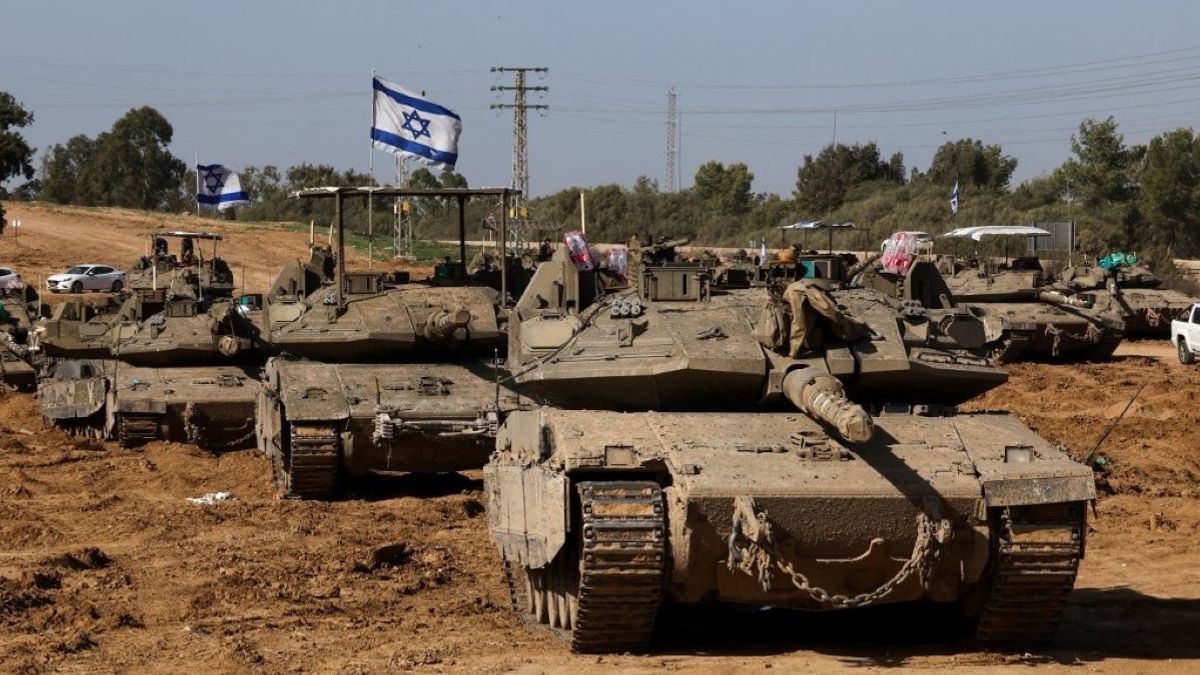 Az izraeli hadsereg célba vette a Gázai övezet középső részét – Mandiner