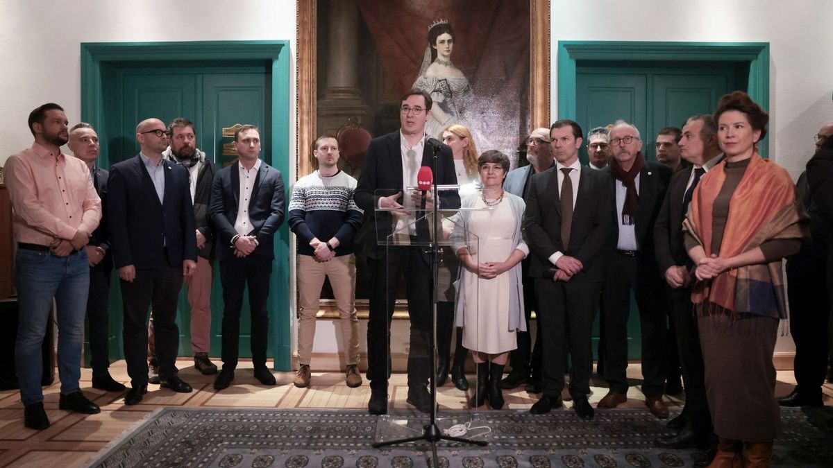 Ceglédi Zoltán: Szokatlanul erős és egységes kiállást láttunk ma az ellenzéki városvezetőktől