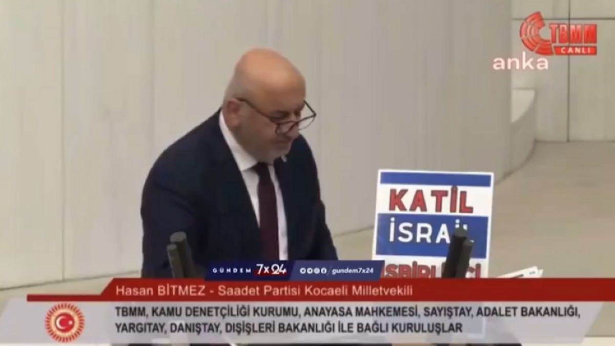 „Az izraeliek Allah haragját szenvedik el” – kiabálta a parlamentben, majd szívrohamot kapott a török képviselő (VIDEÓ)