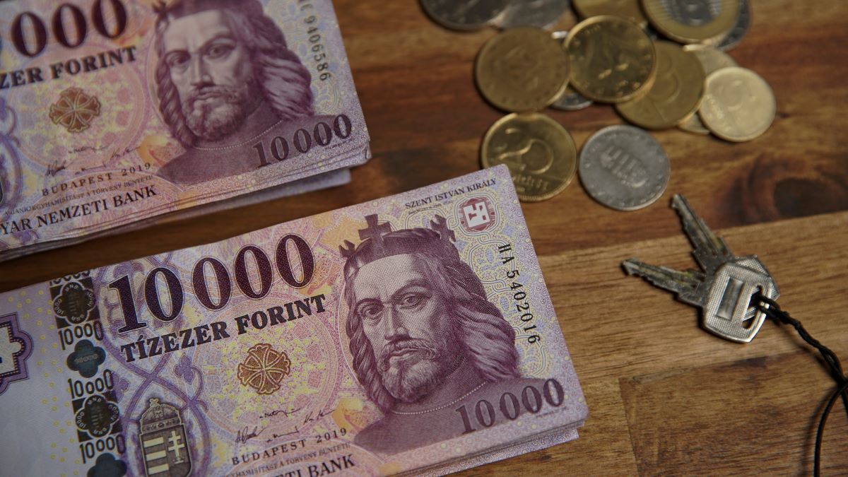 Európai minimálbér: láthatáron a 400 ezer forintos legkisebb kereset!