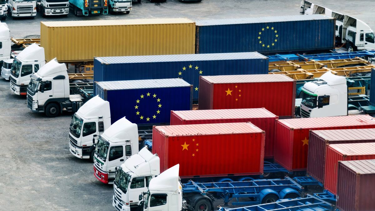Jön az EU-Kína csúcs: Brüsszel az együttműködést vagy a versengést választja?