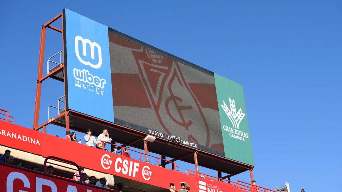 Mindössze 16 percig tartott a spanyol bajnoki, meghalt egy szurkoló