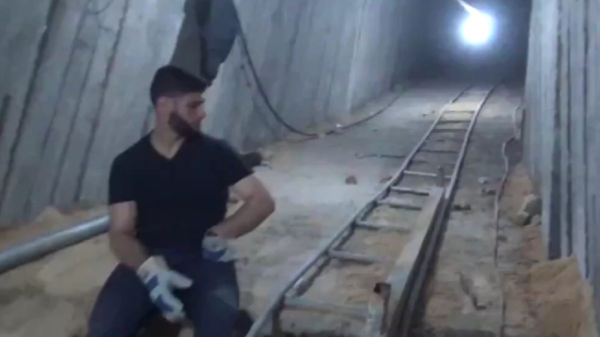 Döbbenetesen hosszú terroralagutat fedezett fel az izraeli hadsereg (videó)