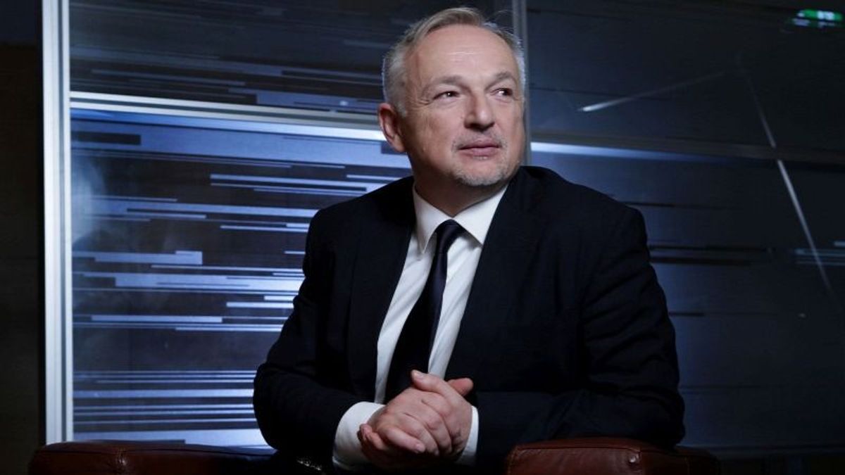 Megkérdezték a MOL-vezért, milyen üzemanyagárakra számíthatunk idén